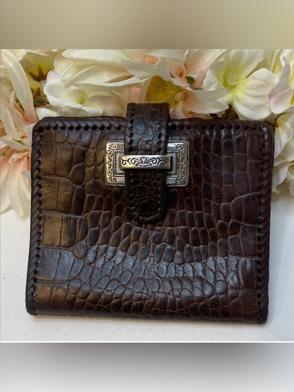 Brighton Vintage Dark Brown Croc-Embossed Wallet EUC No Callouts